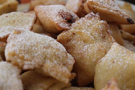 Bugie fritte variegate alla marmellata e cioccolata | Ricette, Marmellata, Cioccolato