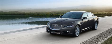 2016 Jaguar XJ R-Sport vs. 2016 Jaguar XJ Supercharged