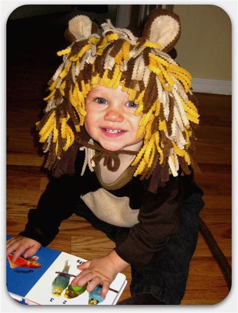 TryItMom: Super Easy DIY Baby Lion Costume