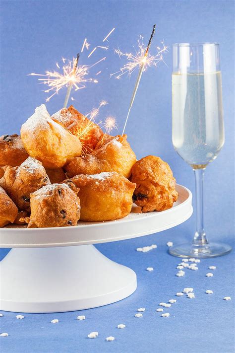 Dutch doughnuts - ohmydish.com