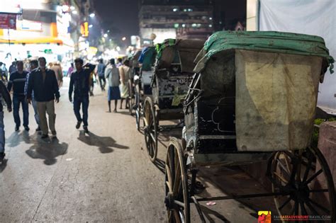 New Market - Kolkata's Crowded Chaotic Shopping And The Old Rickshaws