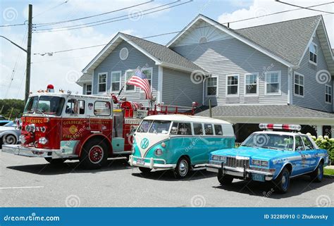 Fire Truck, 1966 Volkswagen Bus Vanagon and Old NYPD Plymouth Police ...