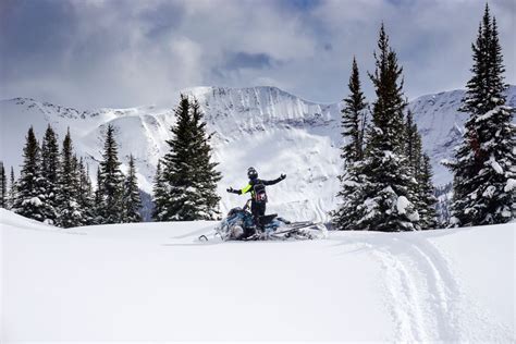 Revelstoke, BC | Snowmobile Conditions | Mountain Sledder