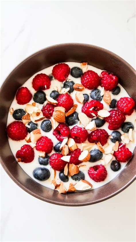 30+ Easy Healthy Breakfast Recipes - Beauty Bites Quinoa Breakfast Bars, Cinnamon Breakfast ...