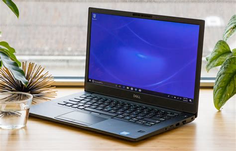 Dell Latitude 7490 review: A lightweight and durable business machine - GearOpen