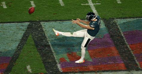 Philadelphia Eagles kicker explains infamous…