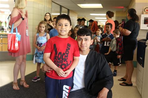 Marlborough High School Grads Pose With Younger Siblings | Marlborough ...