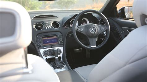 MercedesBenz-SL-2012-350-Interior Car Photos - Overdrive