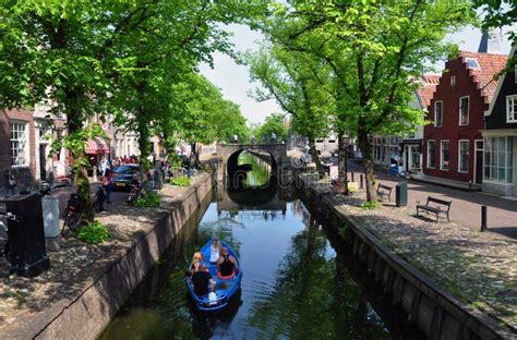 Canal Scene in Edam, Netherlands Editorial Stock Photo - Image of netherlands, architecture ...