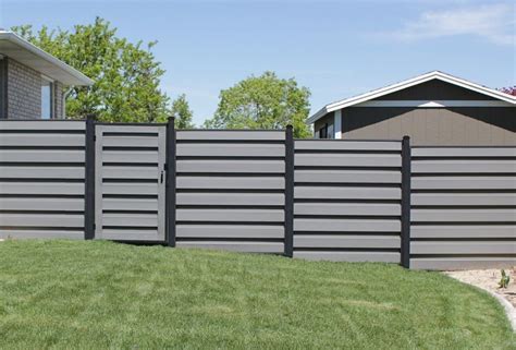 Horizontal Fencing | Trex Fence Design & Durability | FDS Distributors - Modern ... - Modern ...