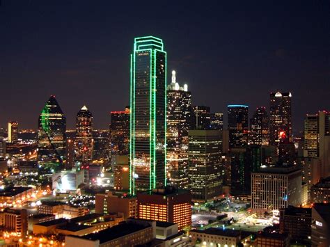 Troy's Photos: City Skylines & Downtown - 13704 Dallas skyline at night