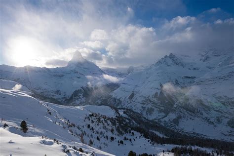 mountain matterhorn zermatt switzerland 11916117 Stock Photo at Vecteezy