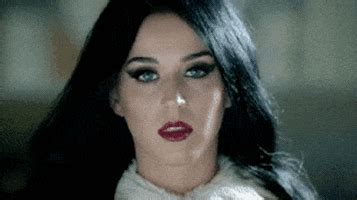 Killer Queen GIFs - Find & Share on GIPHY