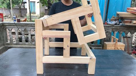 Smart And Creative Woodworking Projects // The Unique Wooden Chair Is Designed As A 2-in-1 ...