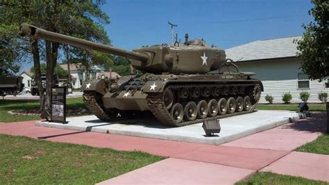 American Heavy tank t30 with a 155mm gun. : Warthunder