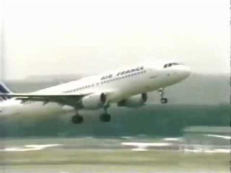 Air France Flight 296 - Airbus A320 Crash 1988 France - YouTube