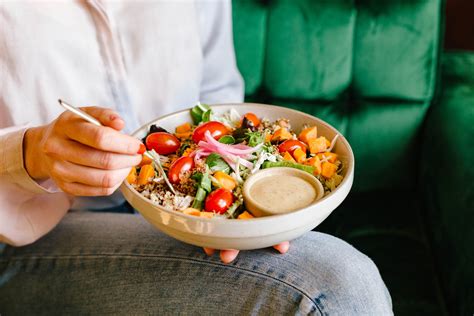 8 Vegan Meal Delivery Services to Try in 2023