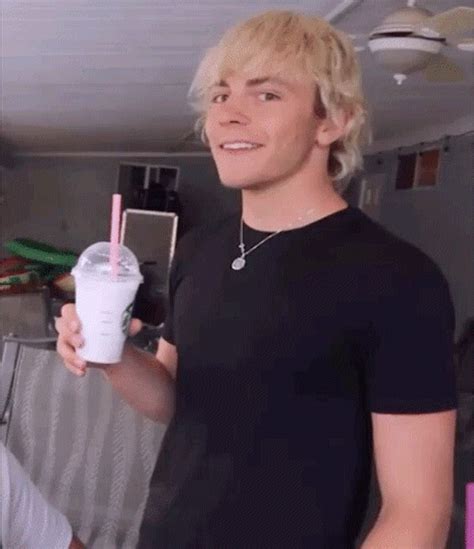 Ross Lynch, Gifs, Presents