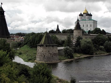 Pskov city ancient kremlin photos · Russia Travel Blog