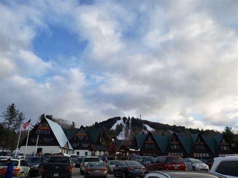 PATS PEAK SKI AREA & BANQUET CENTER - 71 Photos & 95 Reviews - Ski ...