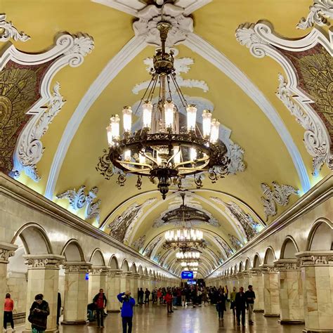 Moscow Metro Stations - Most Beautiful in the World - Peter's Food Adventures