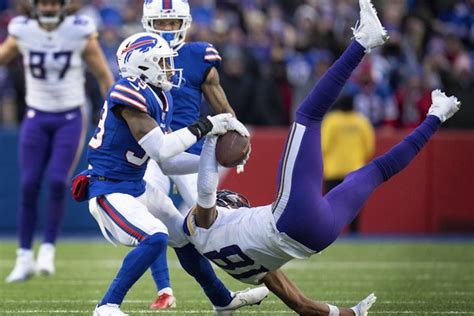 Hall of Fame receivers wowed by Vikings’ Justin Jefferson and his epic catch vs. Bills - InForum ...