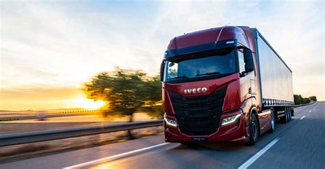 Más cerca: el Iveco S-Way sería lanzado en 2023 y pronto comenzarán las ...