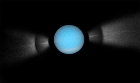 Hubble sees Uranus' rings on edge | Astronomy.com