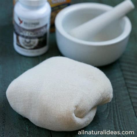 Learn How To Make a Poultice and Use It Properly | All Natural Ideas