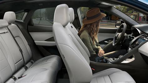 2022 Jaguar E-PACE Interior Features & Capacity | Jaguar Los Angeles