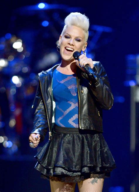 PINK Performs at IHeartRadio Music Festival in Las Vegas - HawtCelebs