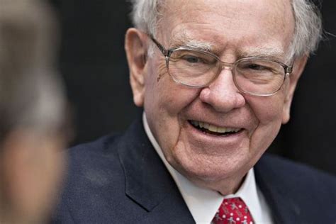 Warren Buffett's Berkshire Hathaway: Nearing a Trillion-Dollar ...