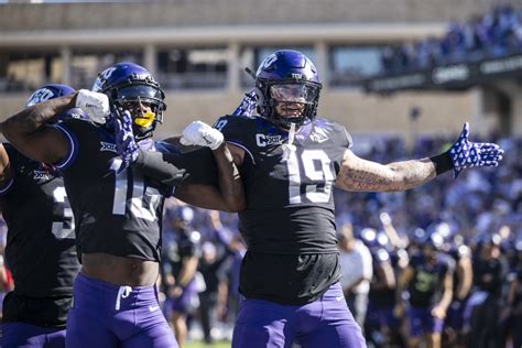 TCU Football Bounces Back with Huge 44-11 Win over BYU - Sports ...