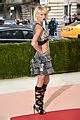 Taylor Swift Walks Met Gala 2016 Carpet In a Metallic Dress: Photo 3646041 | Taylor Swift Photos ...