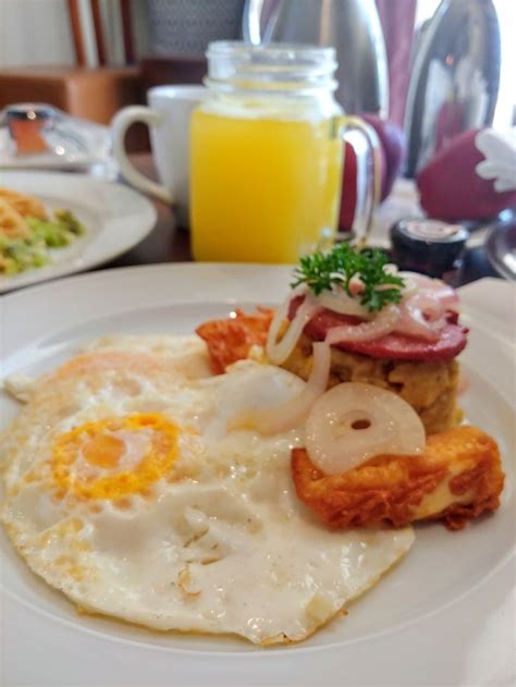 Traditional Dominican Breakfast in 2020 | Traveling by yourself, Travel ...