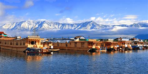 Kashmir 4 Days Tour | 3D4N Kashmir Travel Package - Srinagar, Gulmarg, Pahalgam, Dal Lake