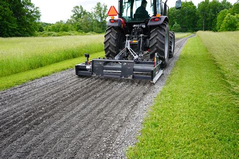 How To Grade A Driveway | 7 Tips For Using A Driveway Grader