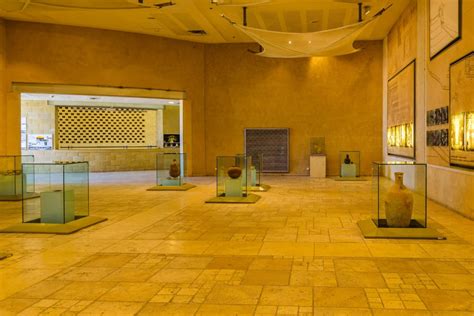 Masada Museum Tour • Arik Private Guide in Israel | Tours for the Curious to the Connoisseur