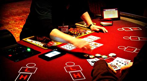 Pai Gow Poker | Learn how to play - The Ultimate Guide