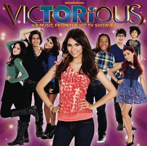 Victorious: Music From The Hit Tv Show: Victorious Cast, Victorious Cast: Amazon.it: CD e Vinili}