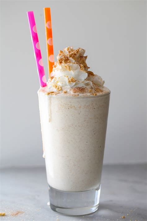 Cinnamon Toast Crunch Milkshake - foodiecrush