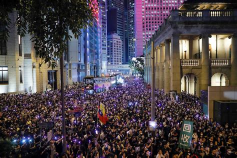 Dramatic images from the Hong Kong protests - ABC News