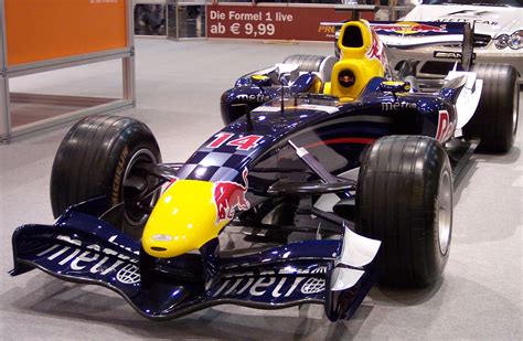 File:Red Bull Racing F1 2006 EMS.jpg - Wikimedia Commons