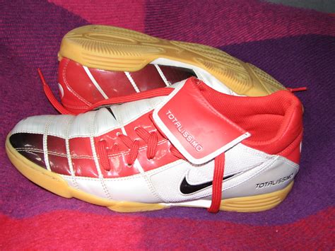 My Rare Trainers - Nike Silver Red Indoor Total 90 | Flickr