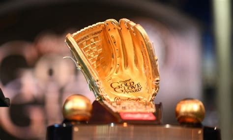 ESPN to Exclusively Televise its 10th Rawlings Gold Glove Awards Show ...