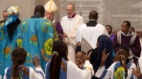 Joyous Congolese Dances, Songs Enliven St. Peter's Basilica