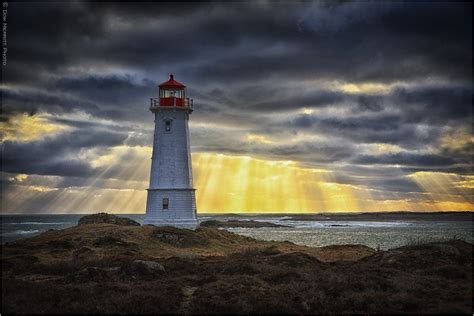 Pin by Evelyn on The Sea | Lighthouse inspiration, Lighthouse, Castle ...