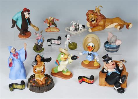 ESTATE COLLECTION OF WALT DISNEY COLLECTIBLE FIGURINES - Mar 24, 2013 ...