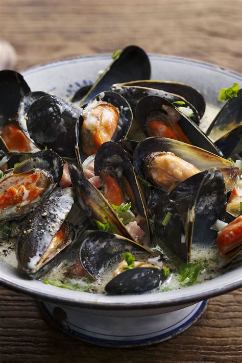 Rick Stein's creamy mussels with cider recipe | Recipe | Mussels recipe ...