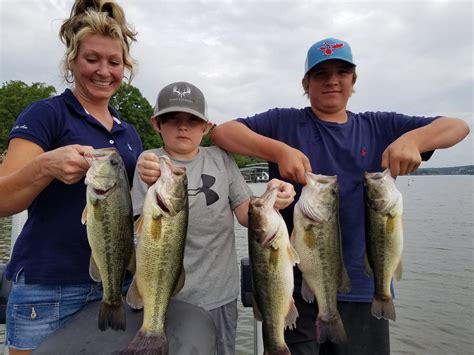 Elusive 10-pound largemouth bass a possibility in these waters - The Republic News